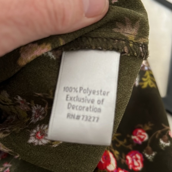 LAUREN Conrad XS Floral ColdShoulder Back ButtonUp Top Brown Floral pat… - Picture 9 of 13